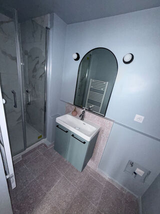  Appartement à louer 2 pièces 43 m²