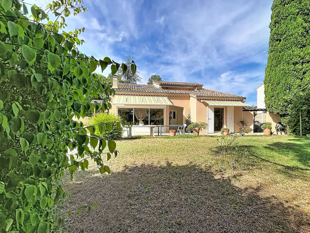 Vente Maison Le Pouzin Villa d'architecte, 4 chambres, bureau, jardin de 950m², quartier calme. Le pouzin