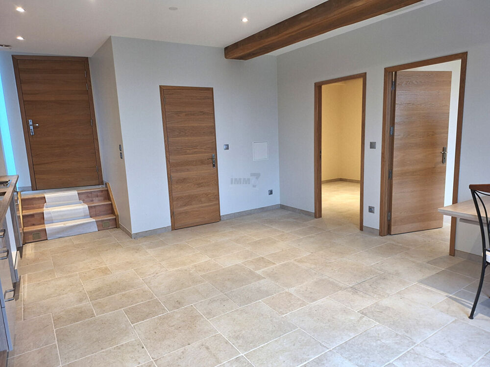Appartement neuf F3 avec terrasse et jardinet - 790 HC