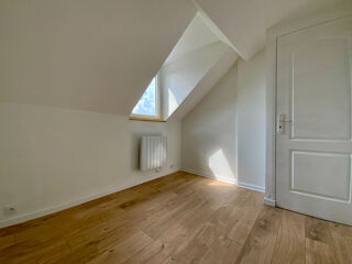  Appartement à louer 3 pièces 28 m²