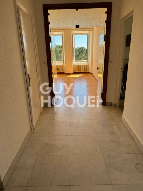  Appartement � louer 4 pi�ces 126 m�