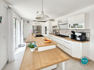  Maison  vendre 6 pices 174 m