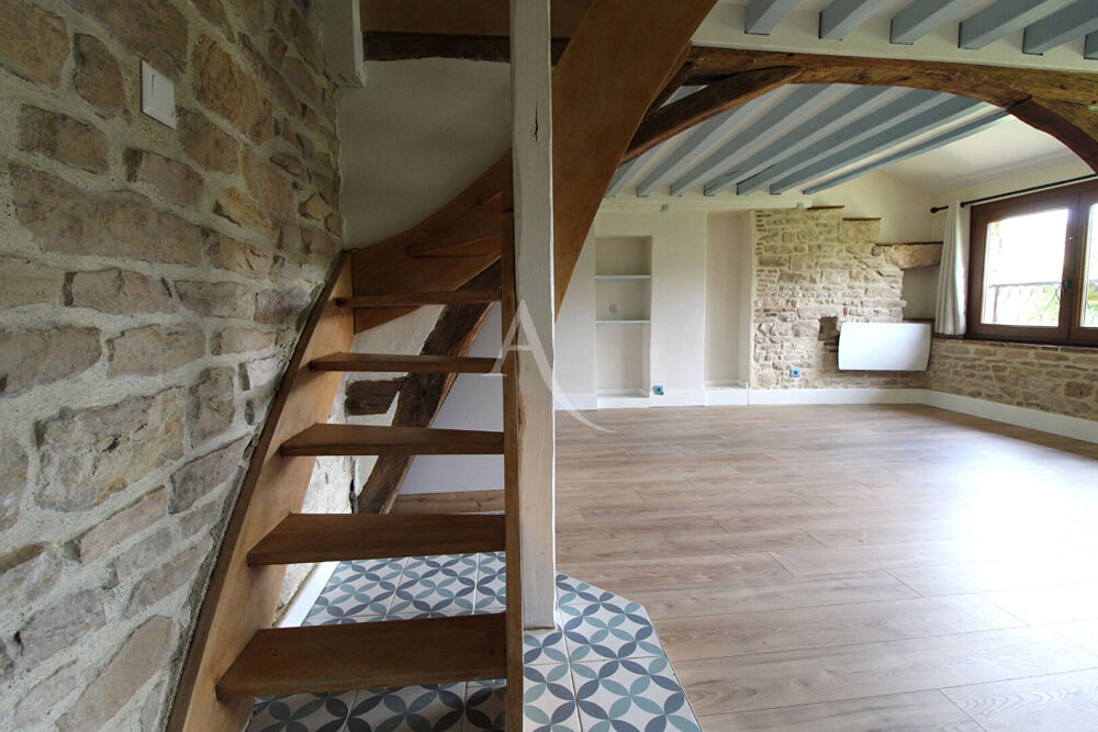 T2 de caractère en triplex HYPER CENTRE DIJON -45 m²