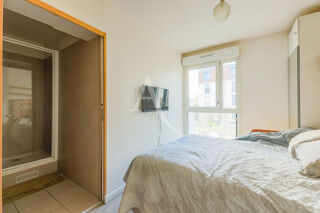 Vente Appartement Romainville - Place du Marché | 4 pièces, balcon et parking double Romainville