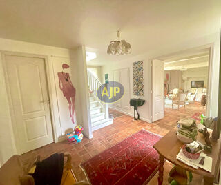  Maison � vendre 8 pi�ces 225 m�