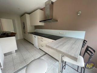  Appartement � louer 4 pi�ces 95 m�