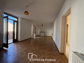  Immeuble à vendre 8 pièces 230 m²