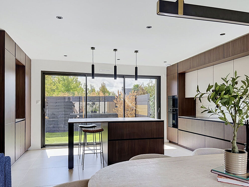 Vente Maison SUPERBE MAISON CONTEMPORAINE 4 chambres AVEC PISCINE - 146m² Sainte luce sur loire