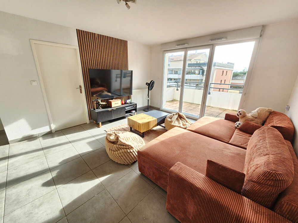 Vente Appartement Appartement 31200 Toulouse  T3 lumineux avec terrasse - parking, AU CALME 62m² Toulouse