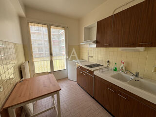 Appartement à louer 1 pièce 30 m²