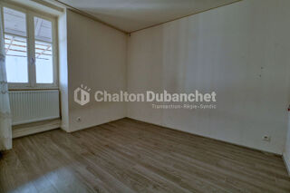  Immeuble à vendre 6 pièces 117 m²