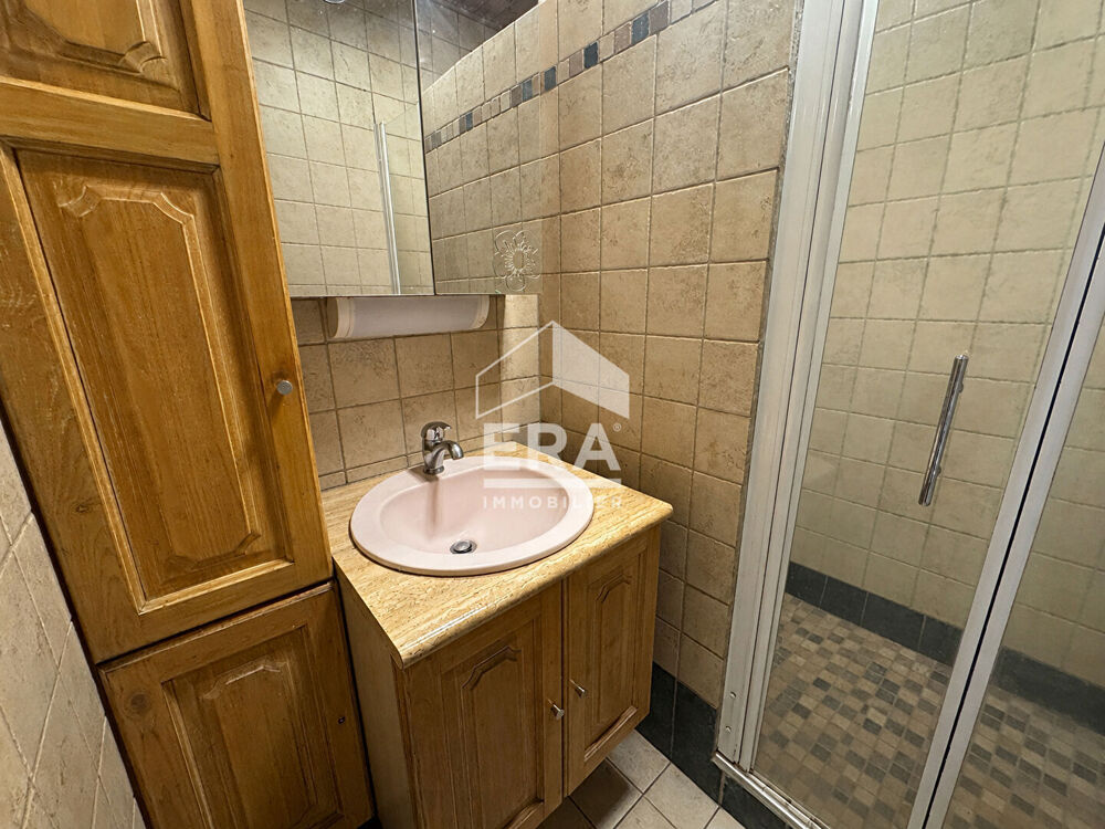Vente Immeuble Immeuble Laragne Monteglin 8 pièce(s) 229 m2 Laragne monteglin