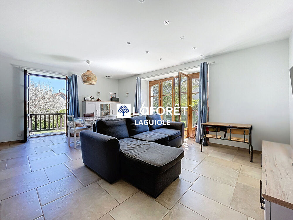 Vente Maison Maison Mur De Barrez 4 pièce(s) 169 m2 Mur de barrez