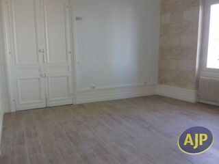  Immeuble à vendre 7 pièces 227 m² Pauillac