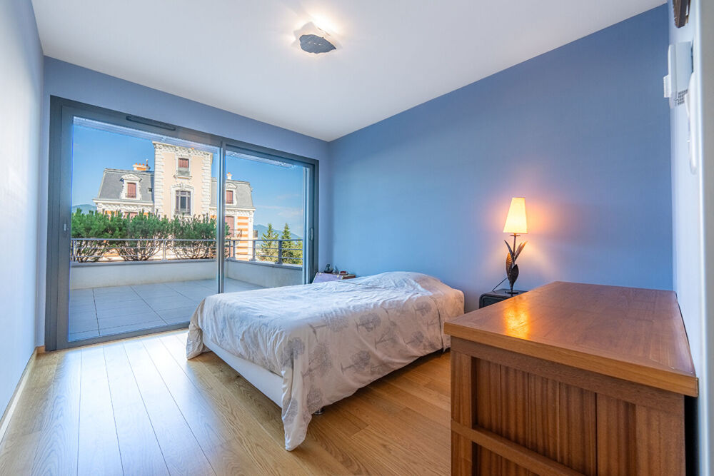 à vendre  Appartement Aix-les-Bains (73100)