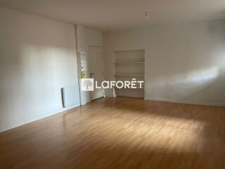  Appartement à louer 3 pièces 70 m²