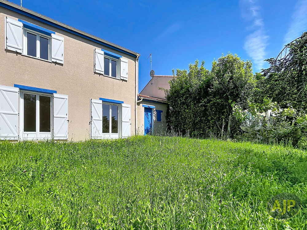 Maison 5 pièces // Bouguenais bourg