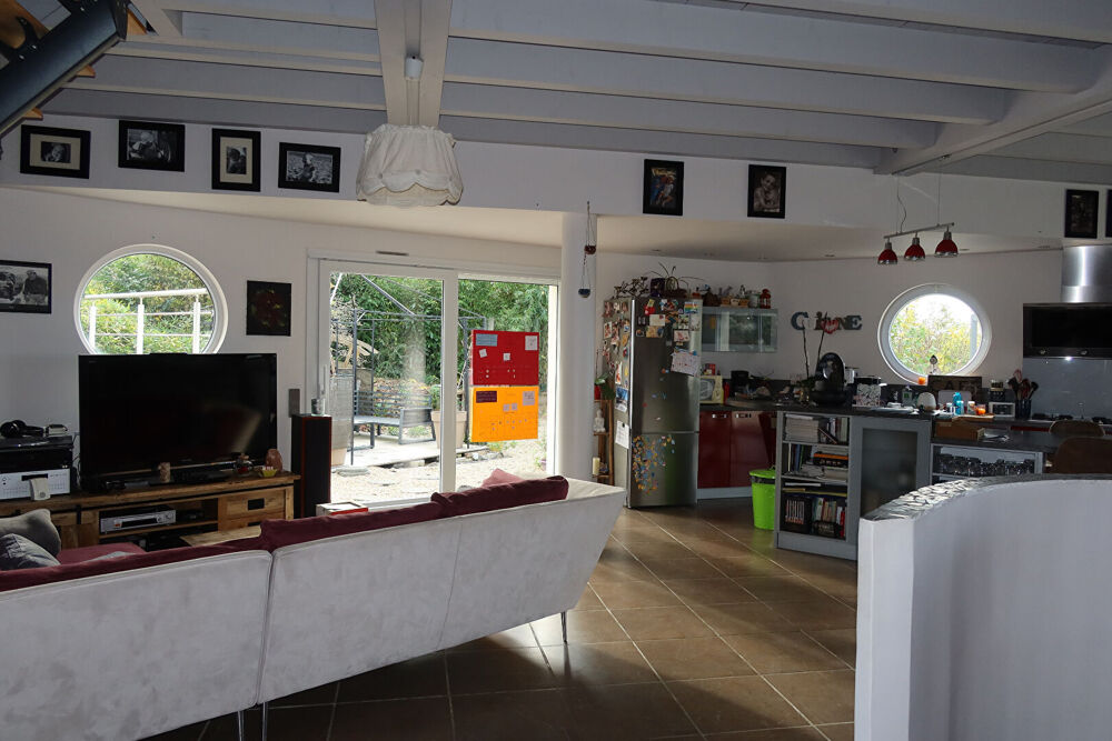 Vente Maison Maison d'architecte Besancon 6 pice(s) 160 m2 Besancon