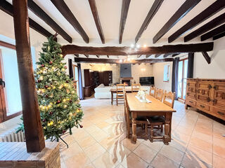  Maison � vendre 7 pi�ces 235 m�