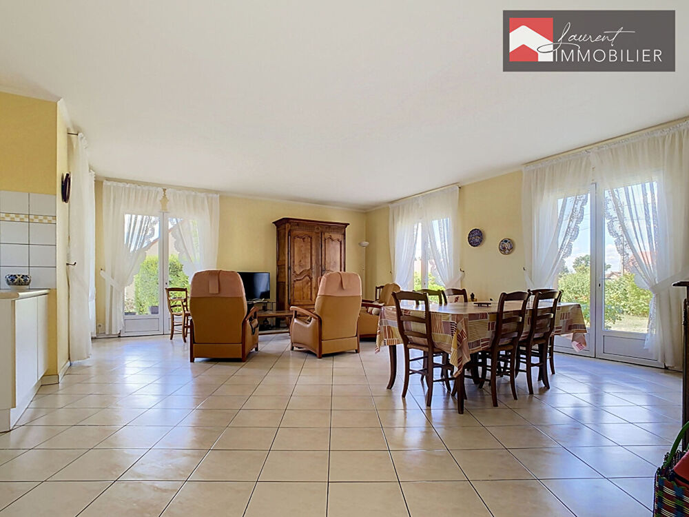 Simandre - Maison de plain-pied de 108 m² avec vaste terrain