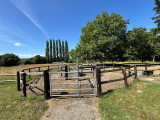  Villa  vendre 10 pices 380 m