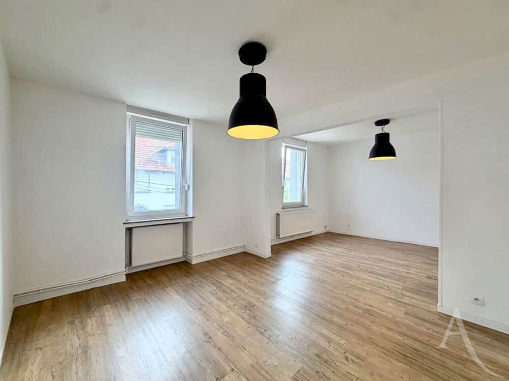 Location Appartement Bel appartement T4 (82.93 m²) + garage + jardinet + parking + cave | TERVILLE Terville
