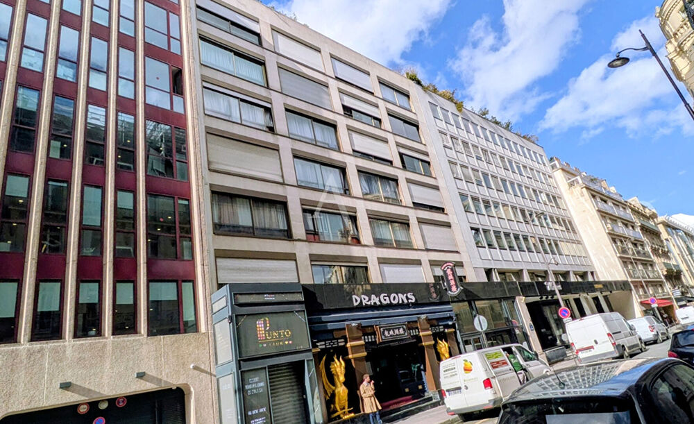Vente Appartement Appartement Paris 2 pièces  à deux pas de la prestigieuse Avenue des Champs-Élysées Paris 8