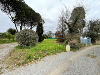  Terrain à vendre 611 m²