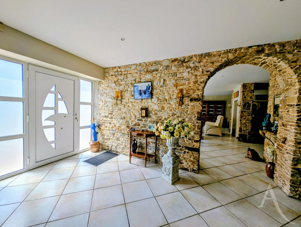 Maison 5 pièces 193 m² · à La Haie Fouassiere · 193 m² · 620 000 €