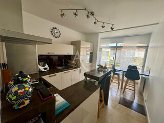  Appartement  vendre 7 pices 141 m