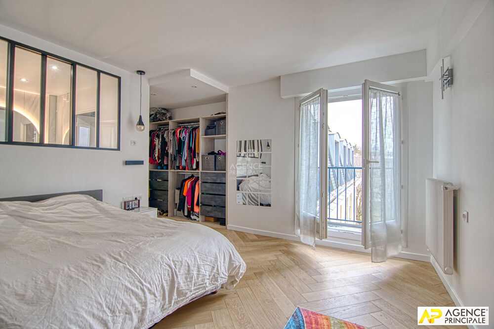 à vendre  Appartement Versailles (78000)