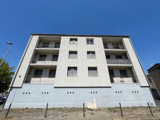  Appartement à louer 4 pièces 66 m²