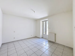 Location Maison Maison de village Piolenc 102 m² Piolenc