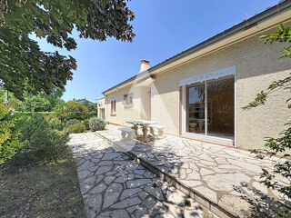  Maison à louer 5 pièces 140 m²