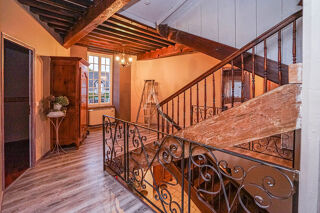  Maison  vendre 7 pices 240 m