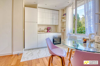 Appartement 1 pièce 40 m² · à Versailles · 40 m² · 304 000 €