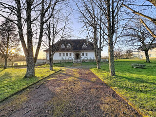  Maison � vendre 10 pi�ces 223 m�