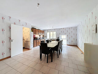  Maison à vendre 8 pièces 213 m²
