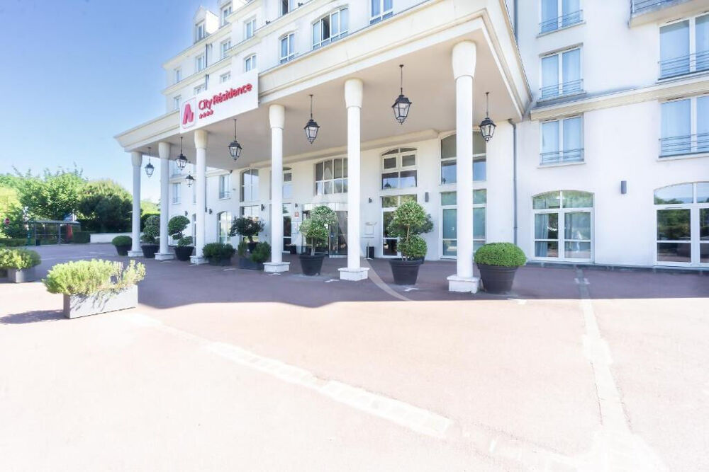 Appartement Roissy En France 1 pièce(s) 25 m2 , stationnement , Lmnp géré