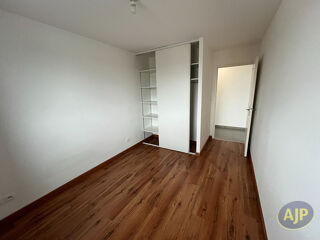  Appartement à louer 3 pièces 67 m²