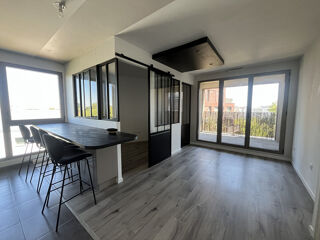  Appartement à louer 3 pièces 64 m²
