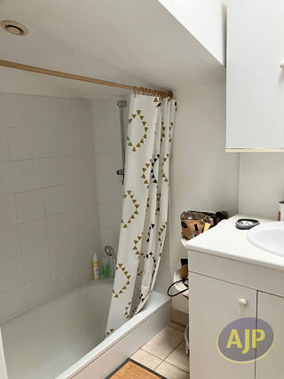 Appartement à louer 3 pièces 49 m²