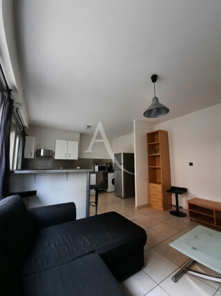  Appartement à louer 2 pièces 48 m²