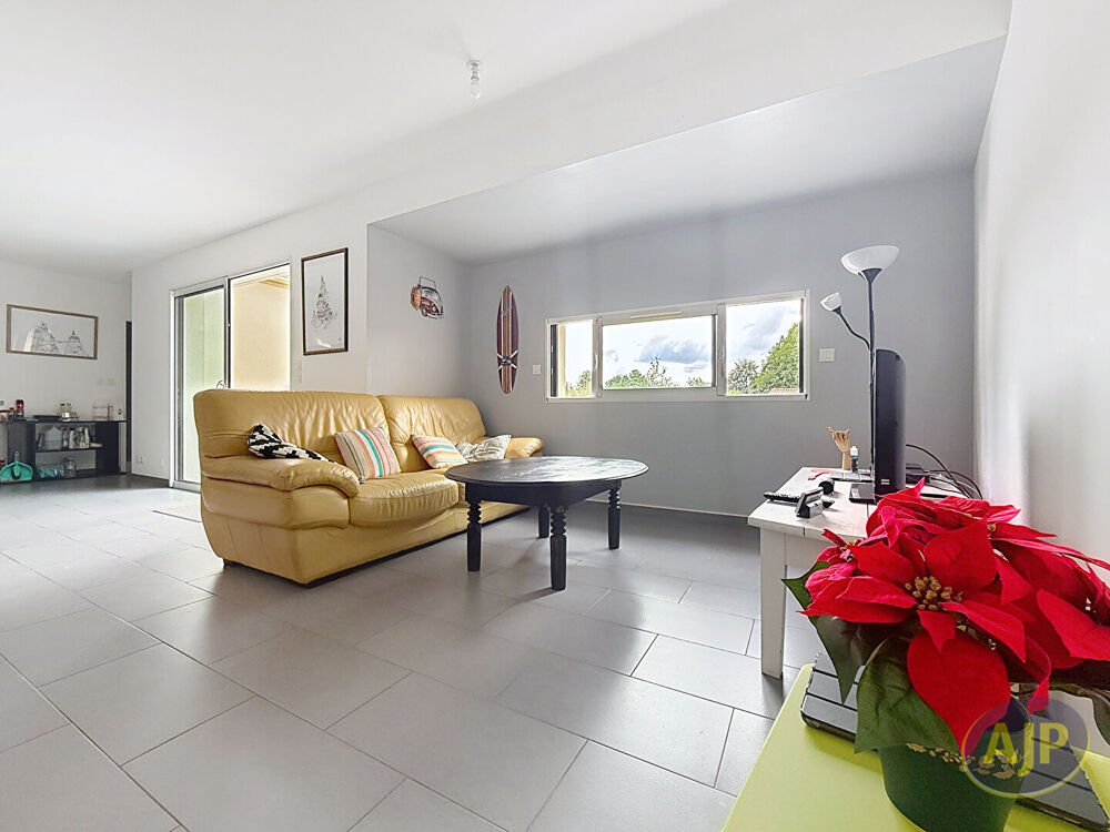 Vente Maison Maison Bouaye 5 pièce(s) 94 m2 Bouaye