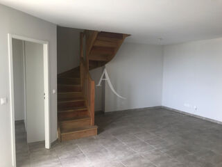  Appartement � vendre 5 pi�ces 111 m� Fort de france