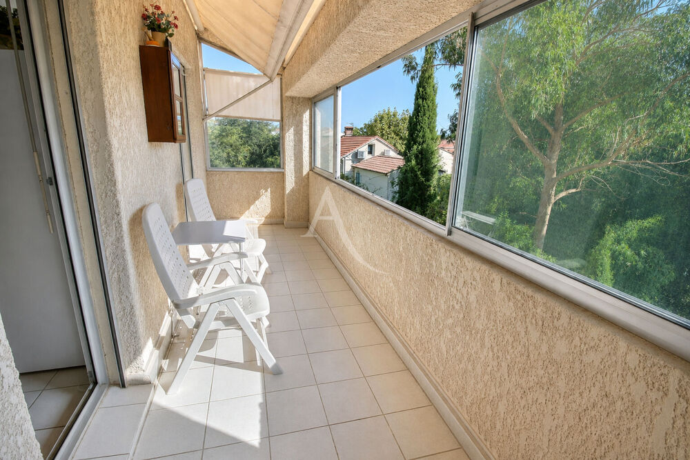 Vente Appartement Ensemble immobilier T2 + Studio avec terrasse et garage Carqueiranne
