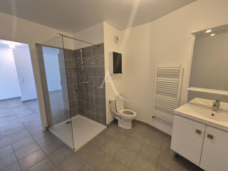  Appartement à louer 2 pièces 48 m²