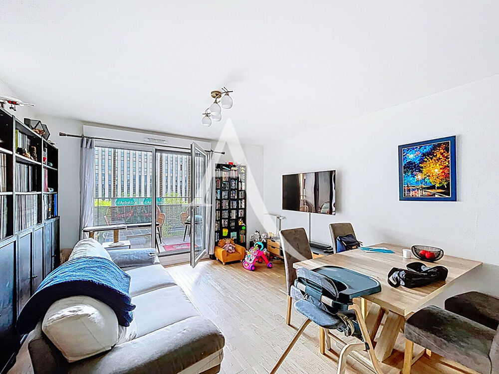 À VENDRE - MASSY ATLANTIS - APPARTEMENT 4 PIÈCES AVEC BALCON, DOUBLE PARKING ET À 10 MINUTES DE MASSY-PALAISEAU
