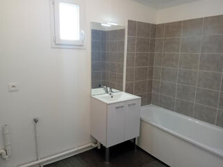  Appartement à louer 3 pièces 59 m²
