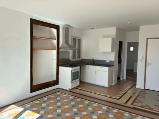  Appartement à louer 3 pièces 55 m²